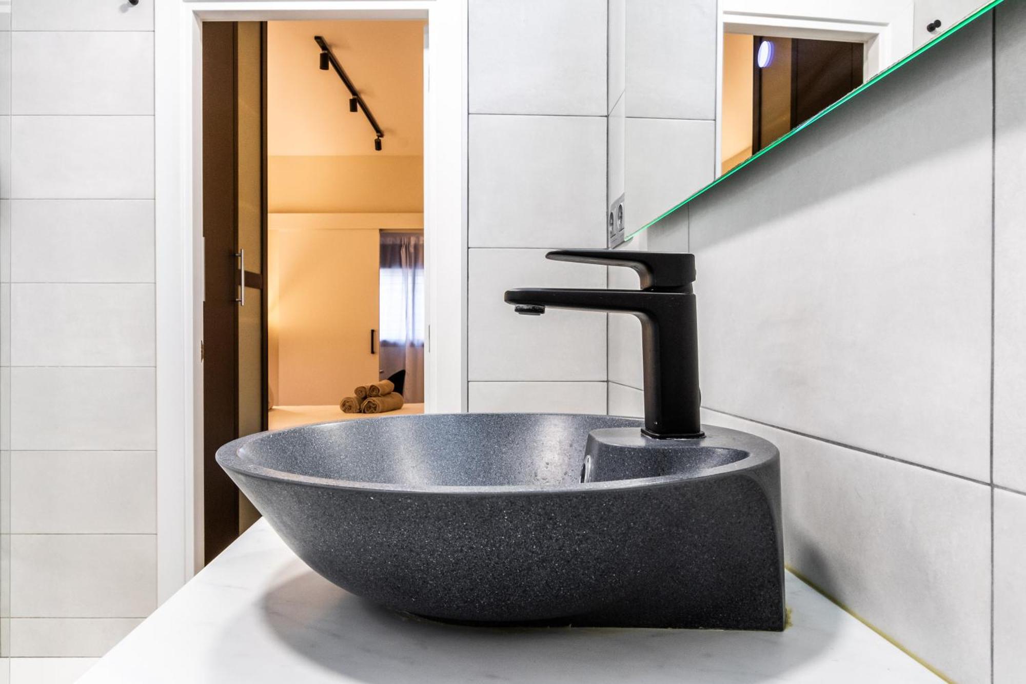 Exclusive Apartments Barcelona 4 Personas St Pere تيراسا المظهر الخارجي الصورة